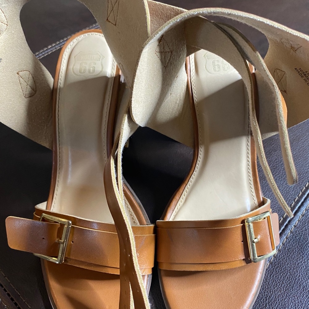 Heels - Picture 2 of 4